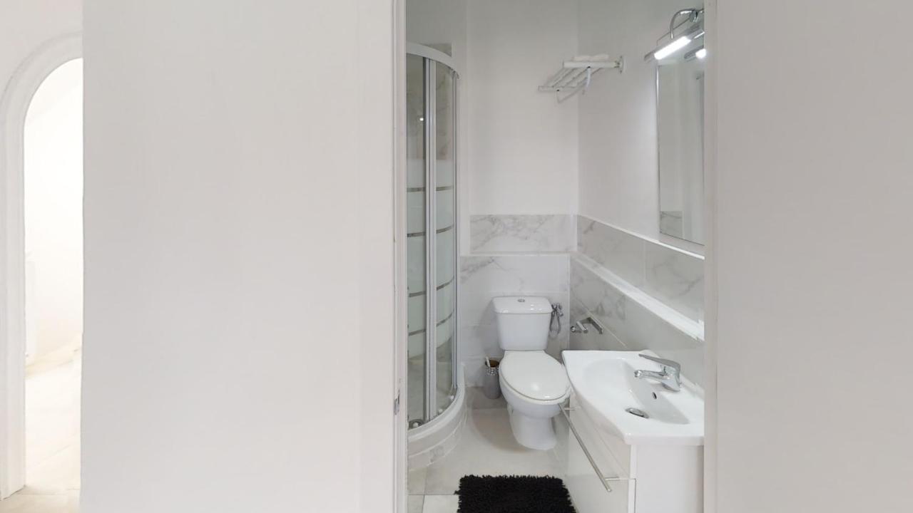 Vv Las Buganvillas Maspalomas - Cocina Y Habitaciones Con Banos Privados Eksteriør billede
