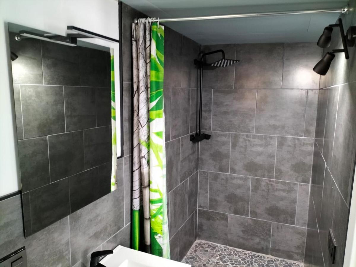 Vv Las Buganvillas Maspalomas - Cocina Y Habitaciones Con Banos Privados Eksteriør billede
