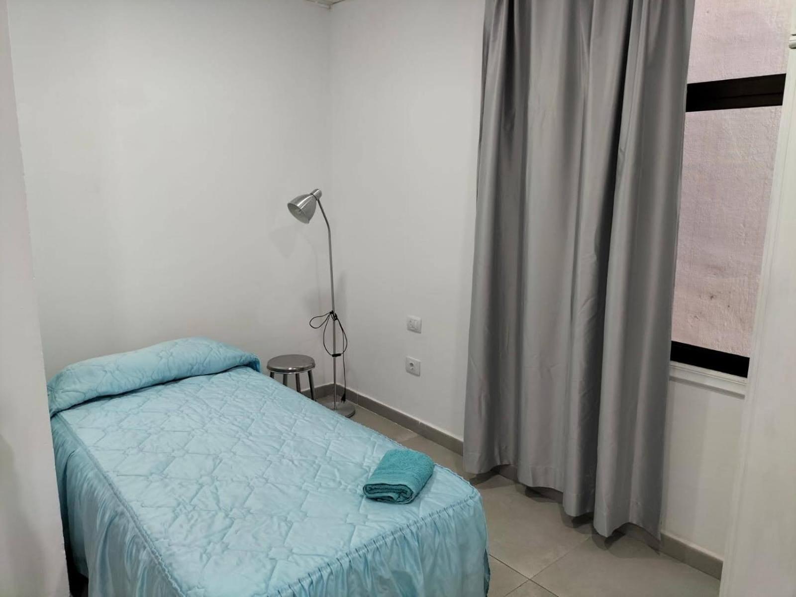 Vv Las Buganvillas Maspalomas - Cocina Y Habitaciones Con Banos Privados Værelse billede